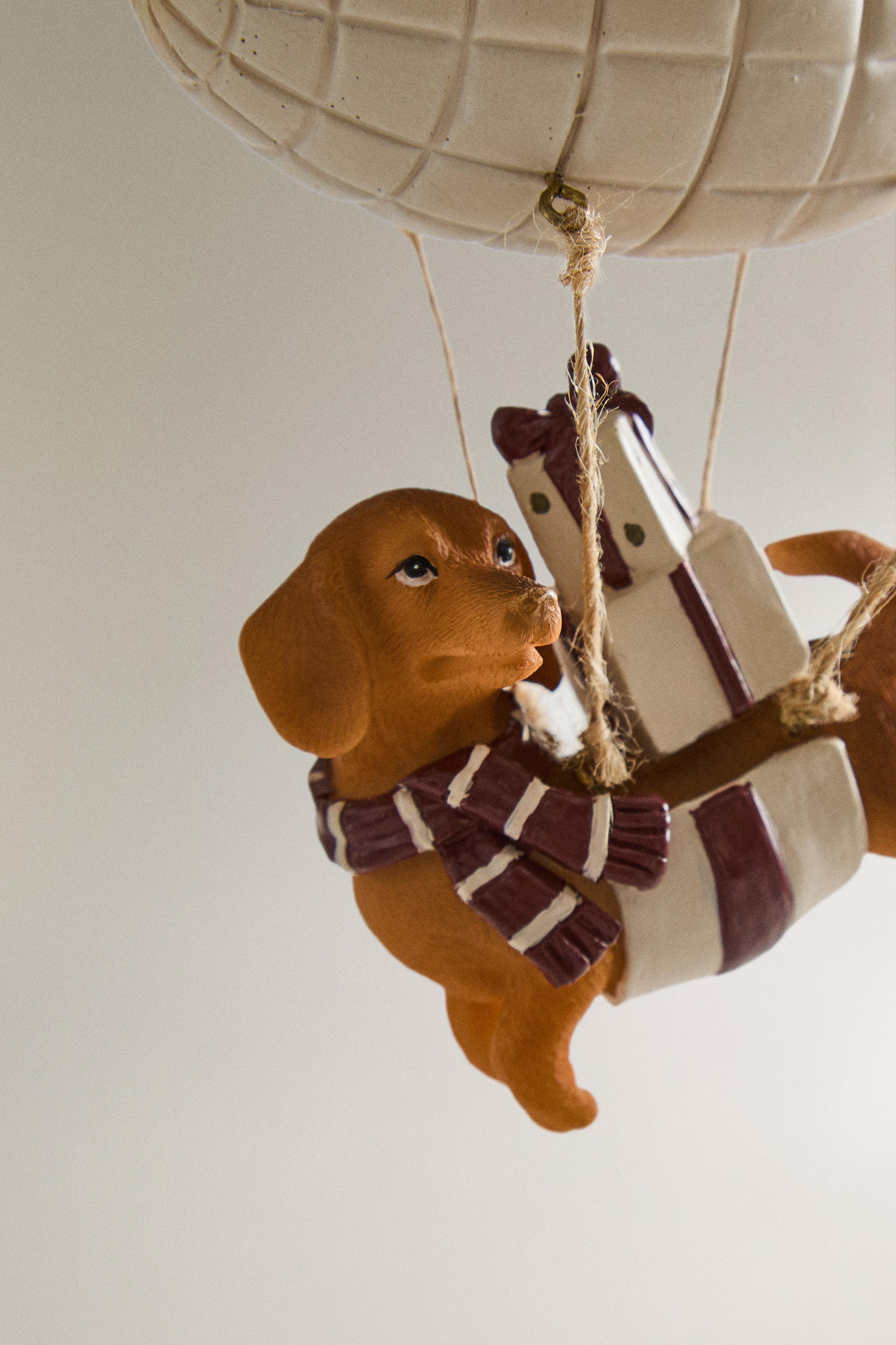 DOG HOT AIR BALLOON CHRISTMAS TREE ORNAMENT